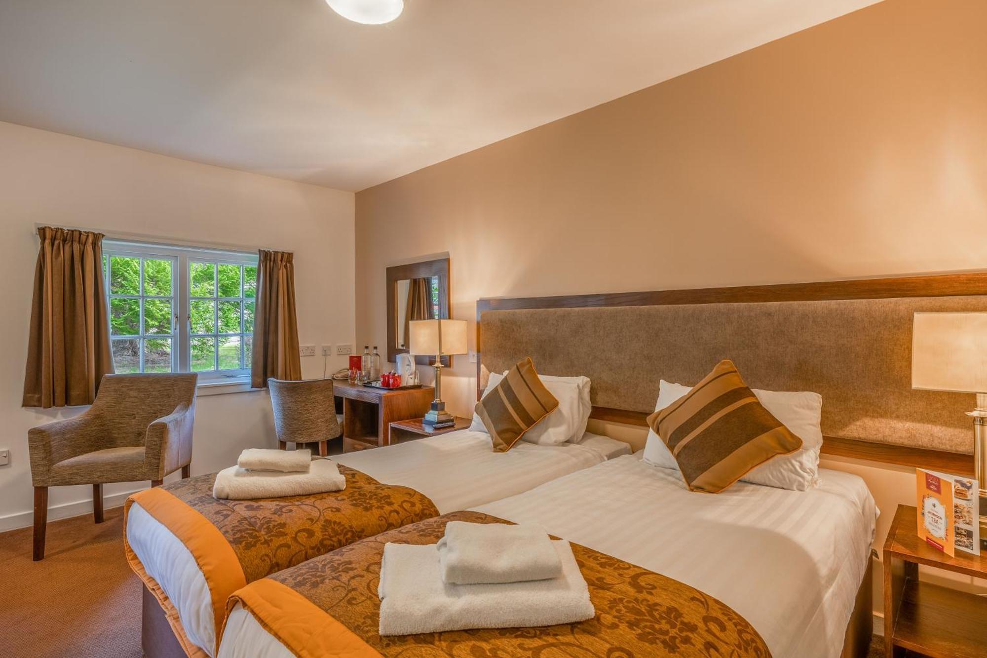 Muthu Newton Hotel